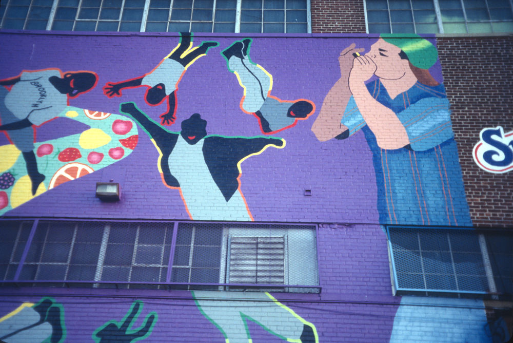 Snapple Mural: Detail Pictures: Slide 37 of 48